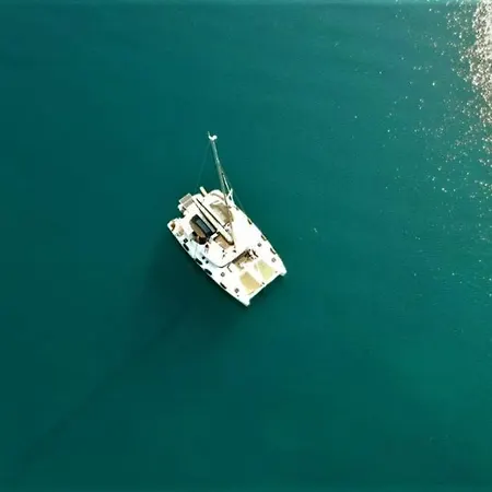 Blue Dreams Sails Πλωτό κατάλυμα
